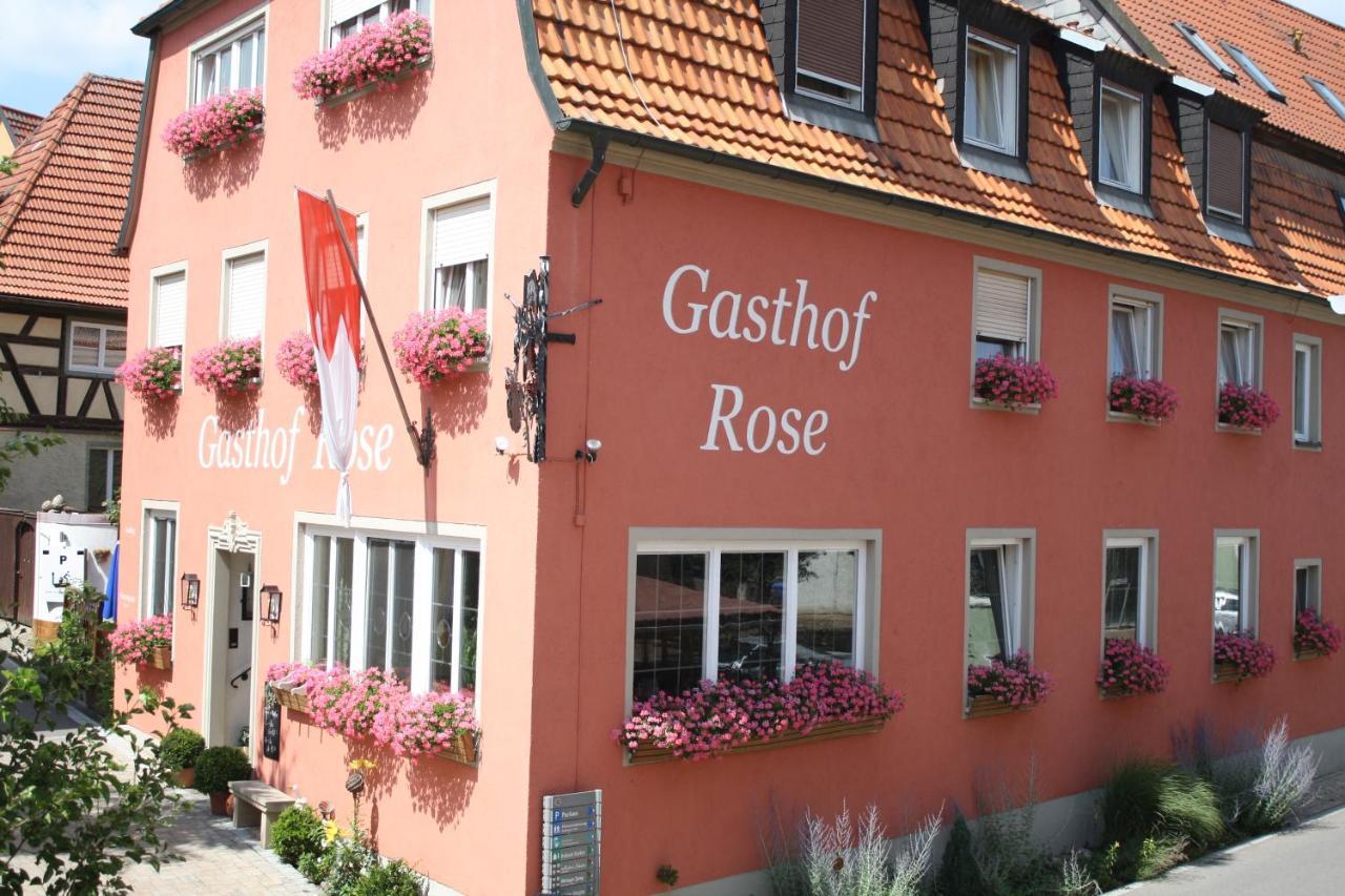 ホテル Dorfgasthof "Zur Rose" Obereisenheim エクステリア 写真