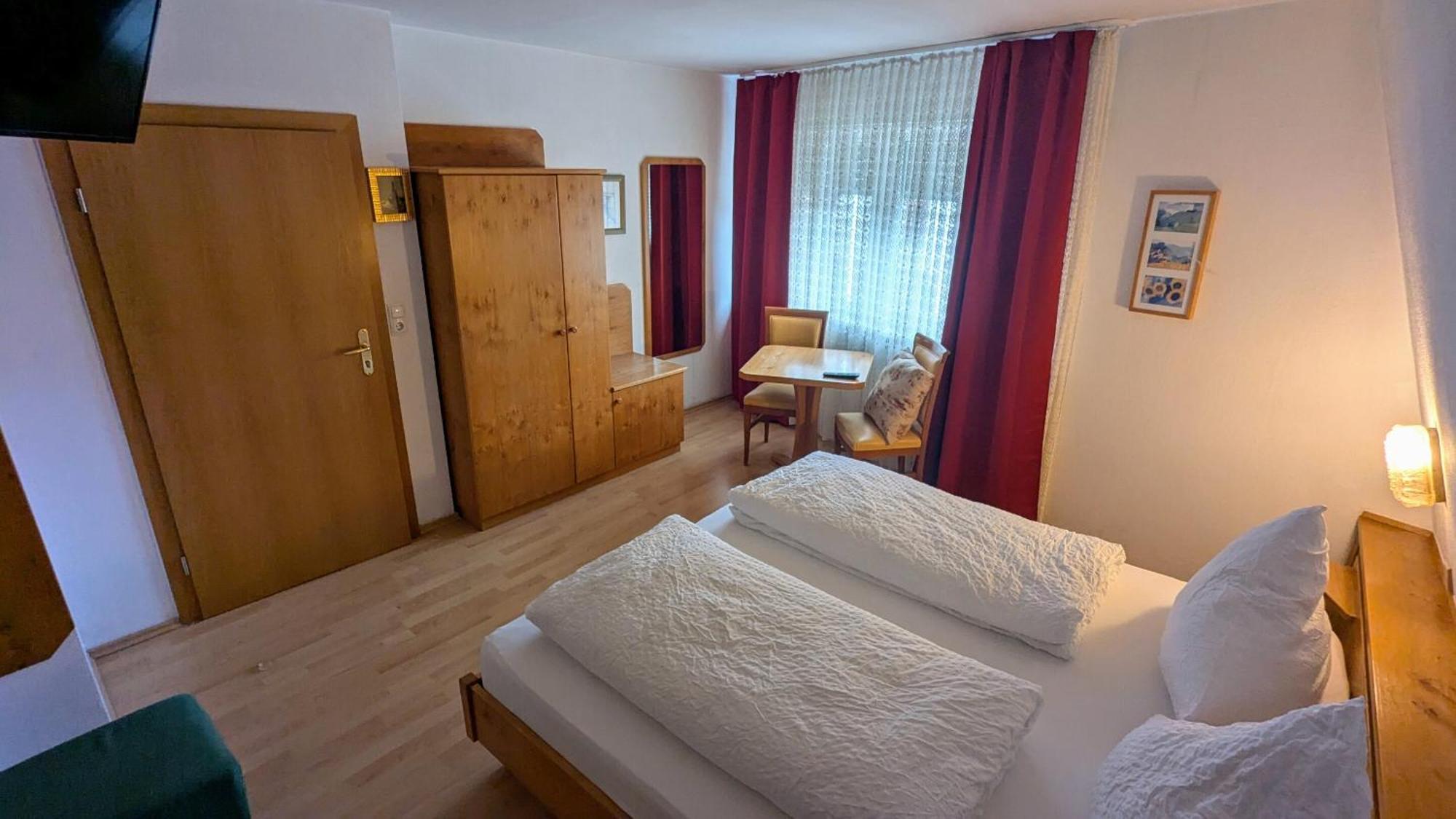 Gasthof Hotel Rose Obereisenheim 部屋 写真