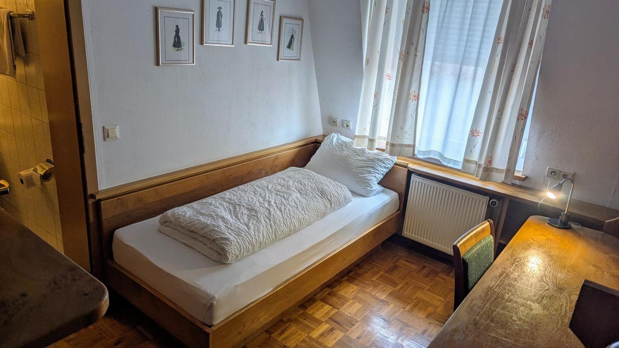Gasthof Hotel Rose Obereisenheim 部屋 写真